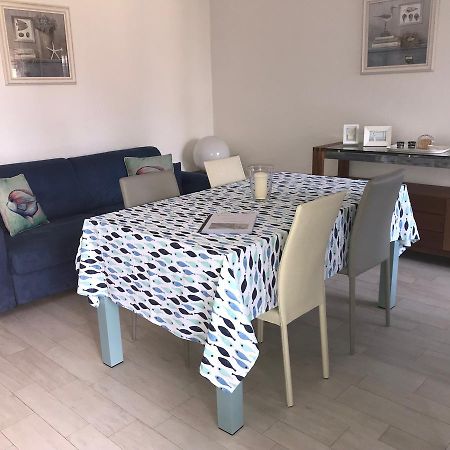 Residenza Le Logge Aparthotel Тори дел Бенако Екстериор снимка