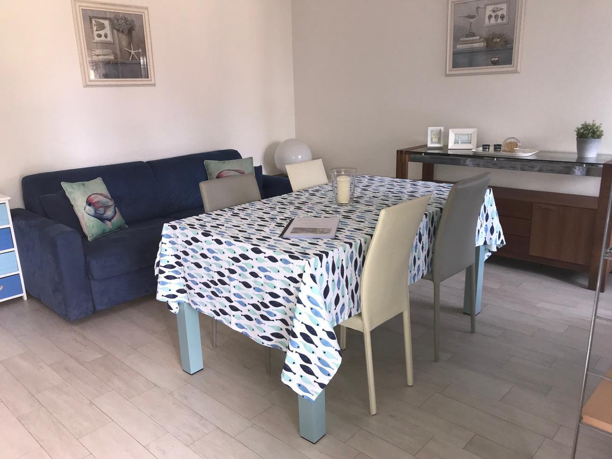 Residenza Le Logge Aparthotel Тори дел Бенако Екстериор снимка